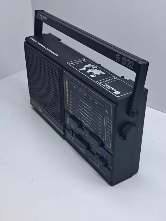 RADIO HALINA R802