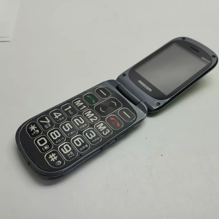 TELEFON MAXCOM MM826