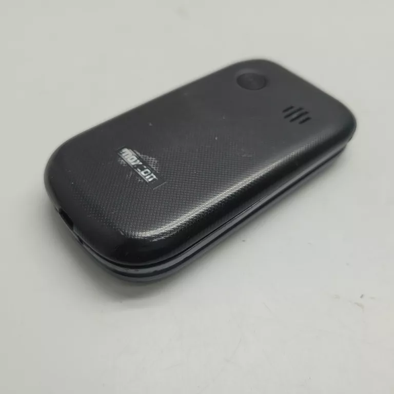 TELEFON MAXCOM MM826