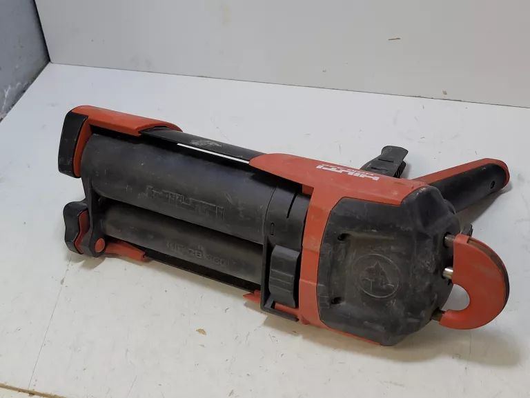 wyciskacz-hilti-hdm-330-stan-uzywany