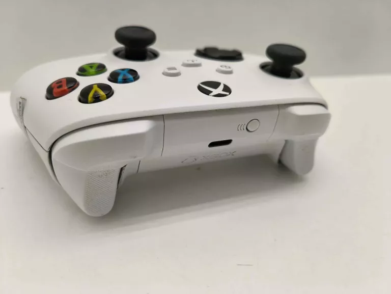PAD XBOX ONE BIAŁY SN M1106909-007/ CZYTAJ !