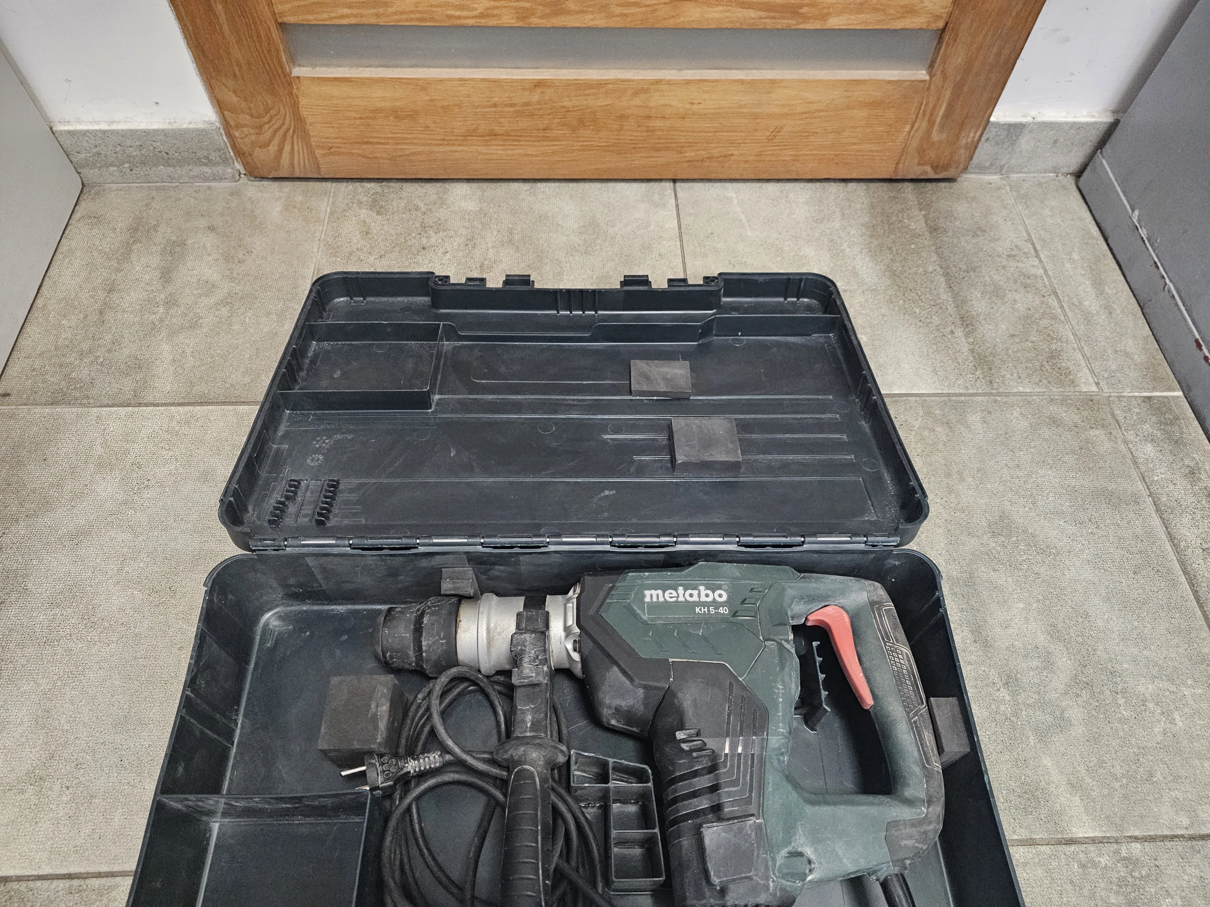 mlot-udarowy-obrotowy-sds-max-kh-5-40-metabo-ean-gtin-4007430331724