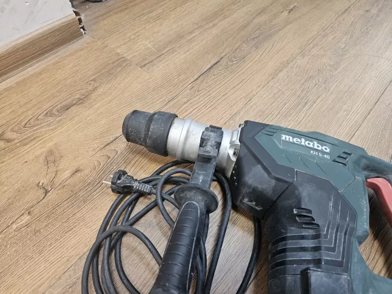 MŁOT UDAROWY OBROTOWY SDS-MAX KH 5-40 METABO