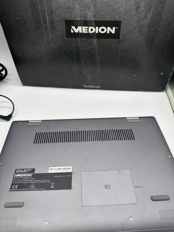 LAPTOP MEDION S14405 (I5-10 8 RAM 512) KOMPLET
