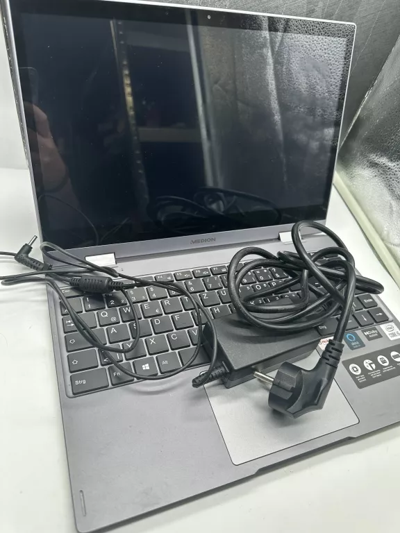 LAPTOP MEDION S14405 (I5-10 8 RAM 512) KOMPLET