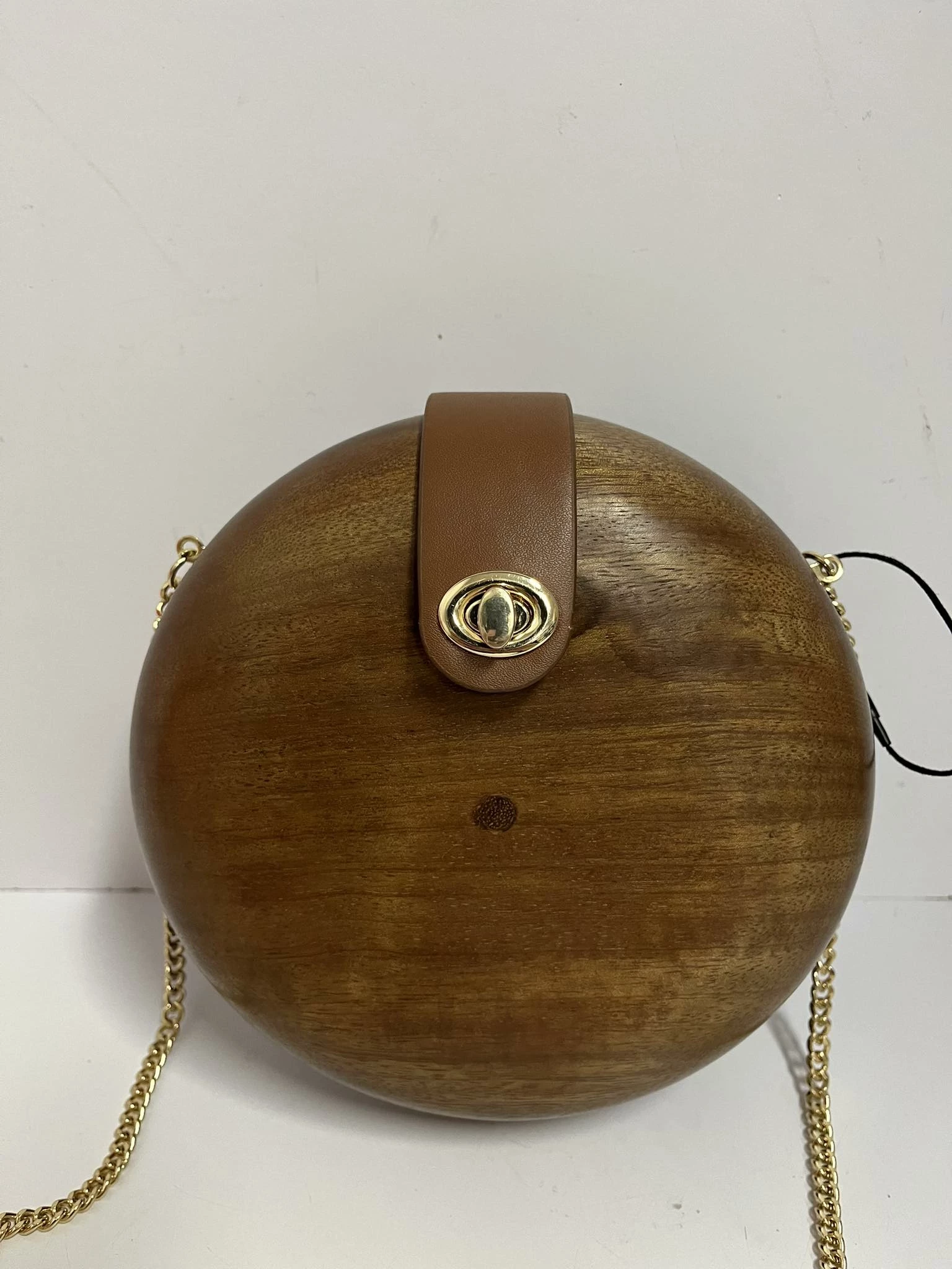 zara-torebka-kuferek-z-drewna-listonoszka-ideal-marka-zara