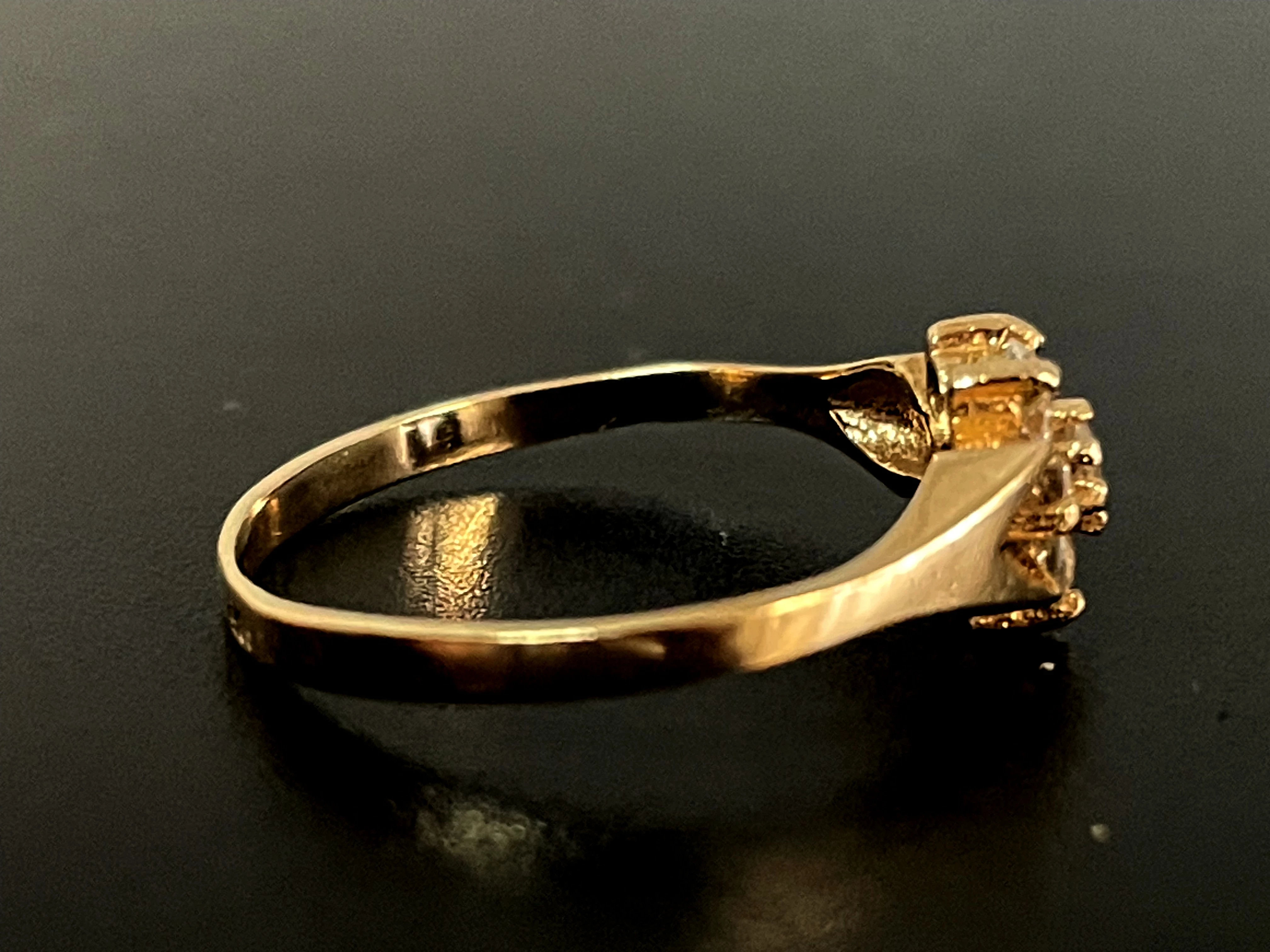 cudowny-zloty-pierscionek-z-cyrkoniami-pr-585-w-155-g-r-13-marka-bez-marki