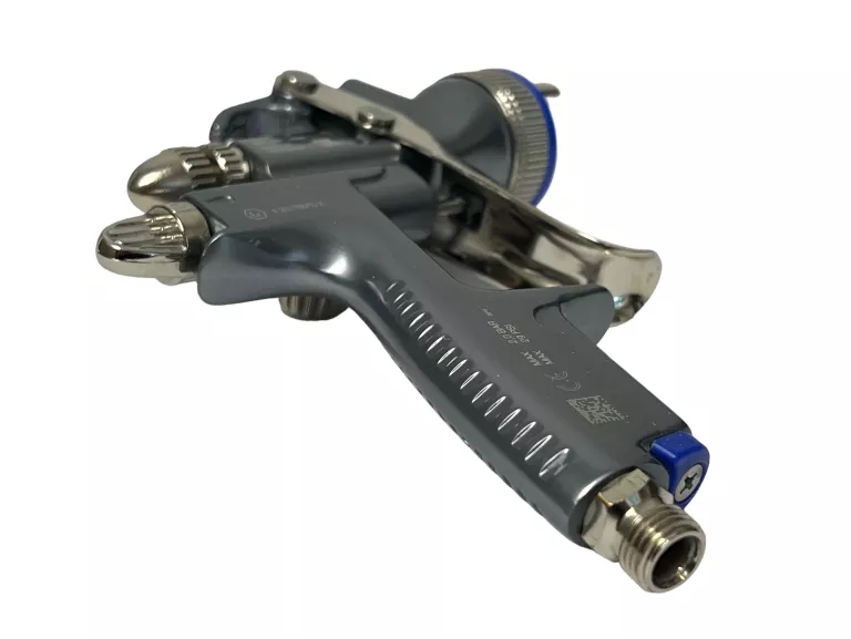 PISTOLET LAKIERNICZY SATA JET100 B