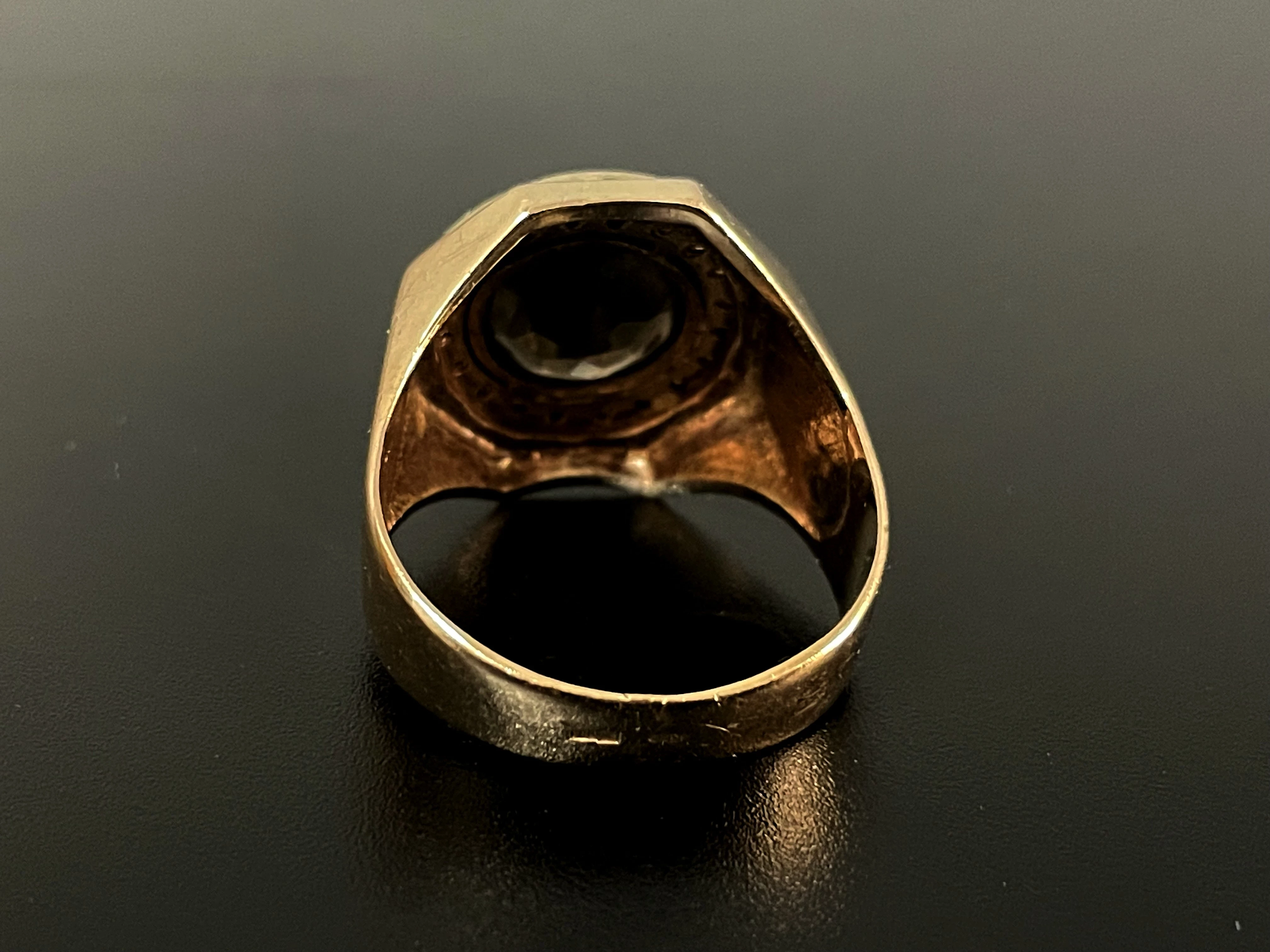 stylowy-zloty-pierscioneksygnet-pr-585-w-1036-g-r-24-marka-bez-marki