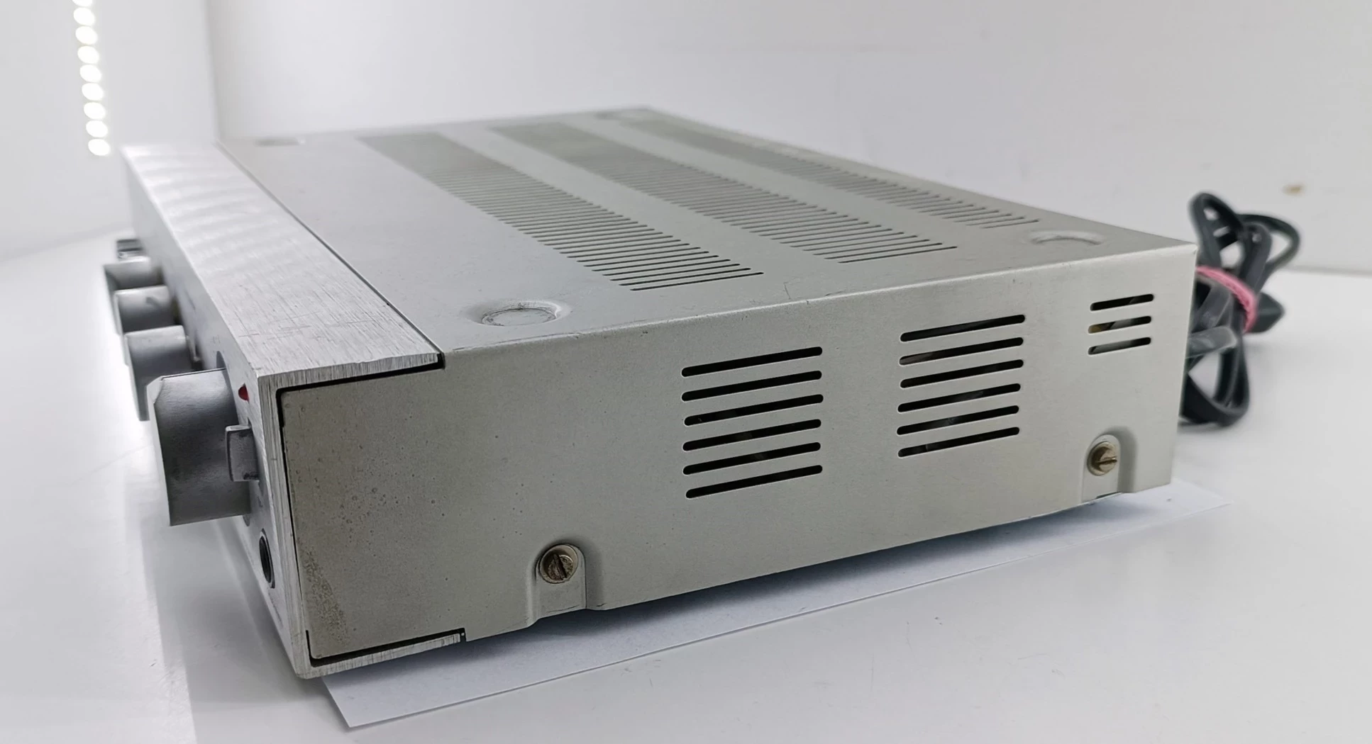 wzmacniacz-unitra-trawiata-311d-liczba-kanalow-1