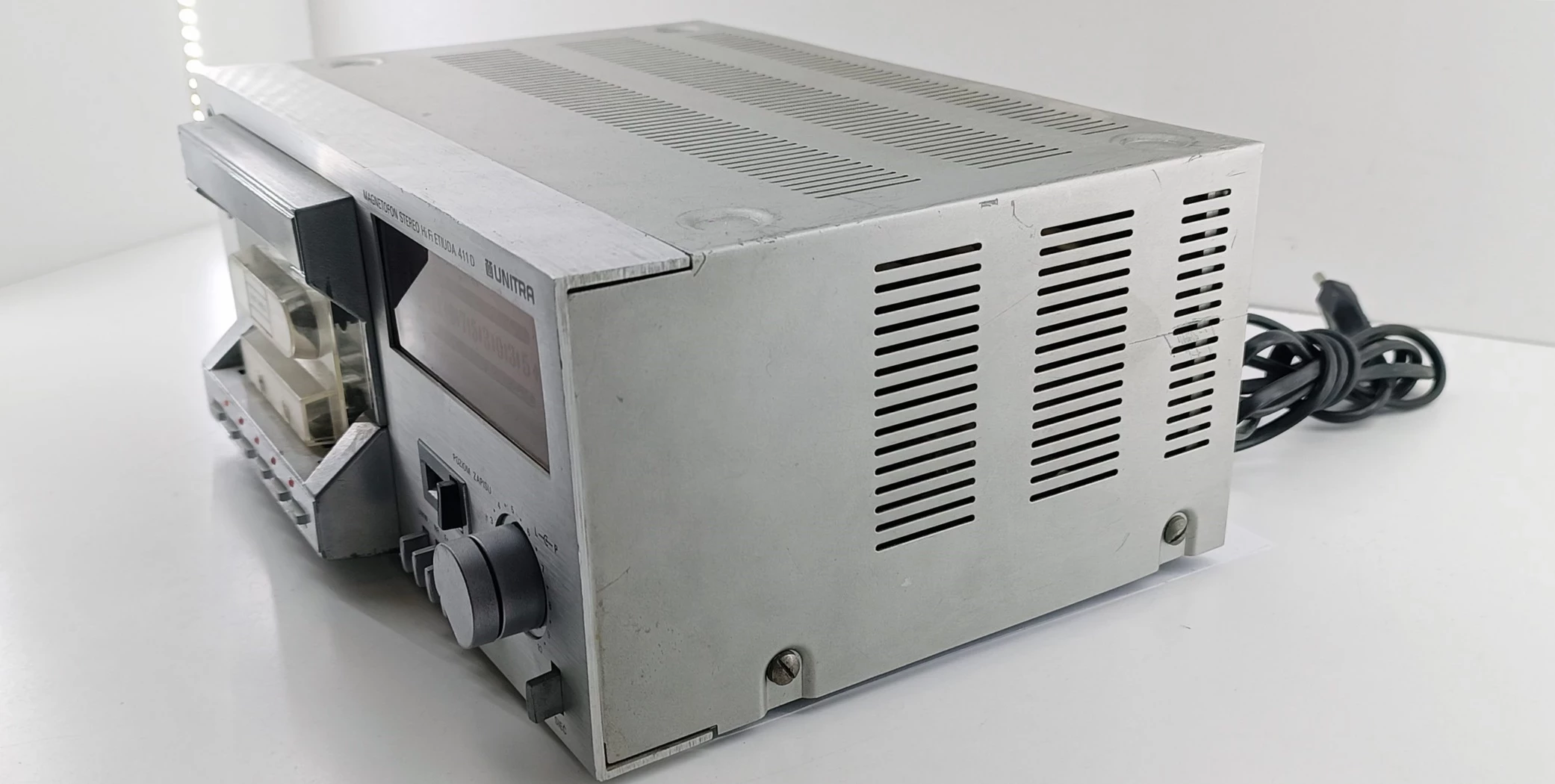 magnetofon-unitra-etiuda-411d-kolor-srebrny