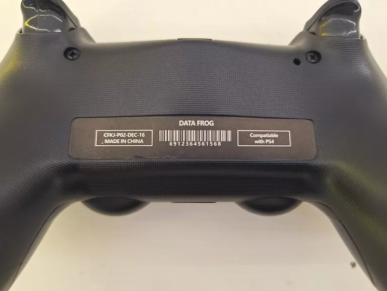 pad-do-ps4-data-frog-cfkj-p02-dec-16-stan-uzywany