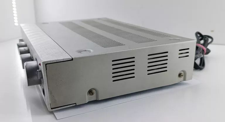 wzmacniacz-unitra-trawiata-311d-liczba-kanalow-1