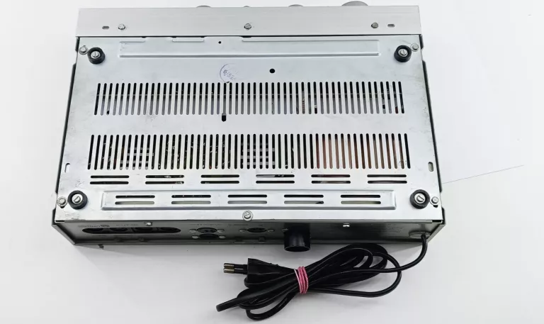 wzmacniacz-unitra-trawiata-311d-model-trawiata