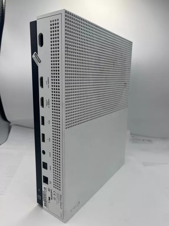 konsola-xbox-one-s-zestaw-z-grami-kolor-bialy