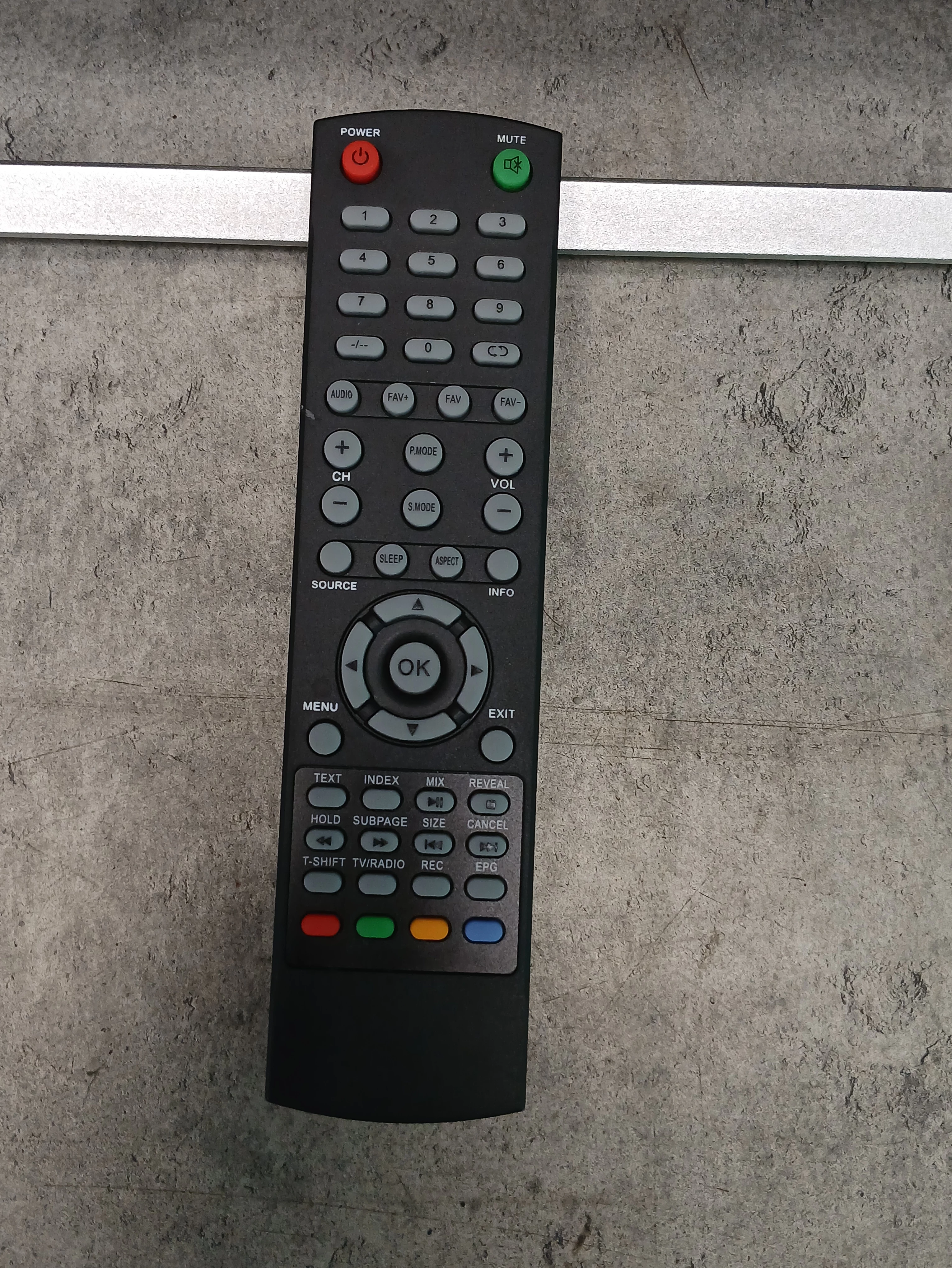 telewizor-manta-led-93206-32-typ-telewizora-led