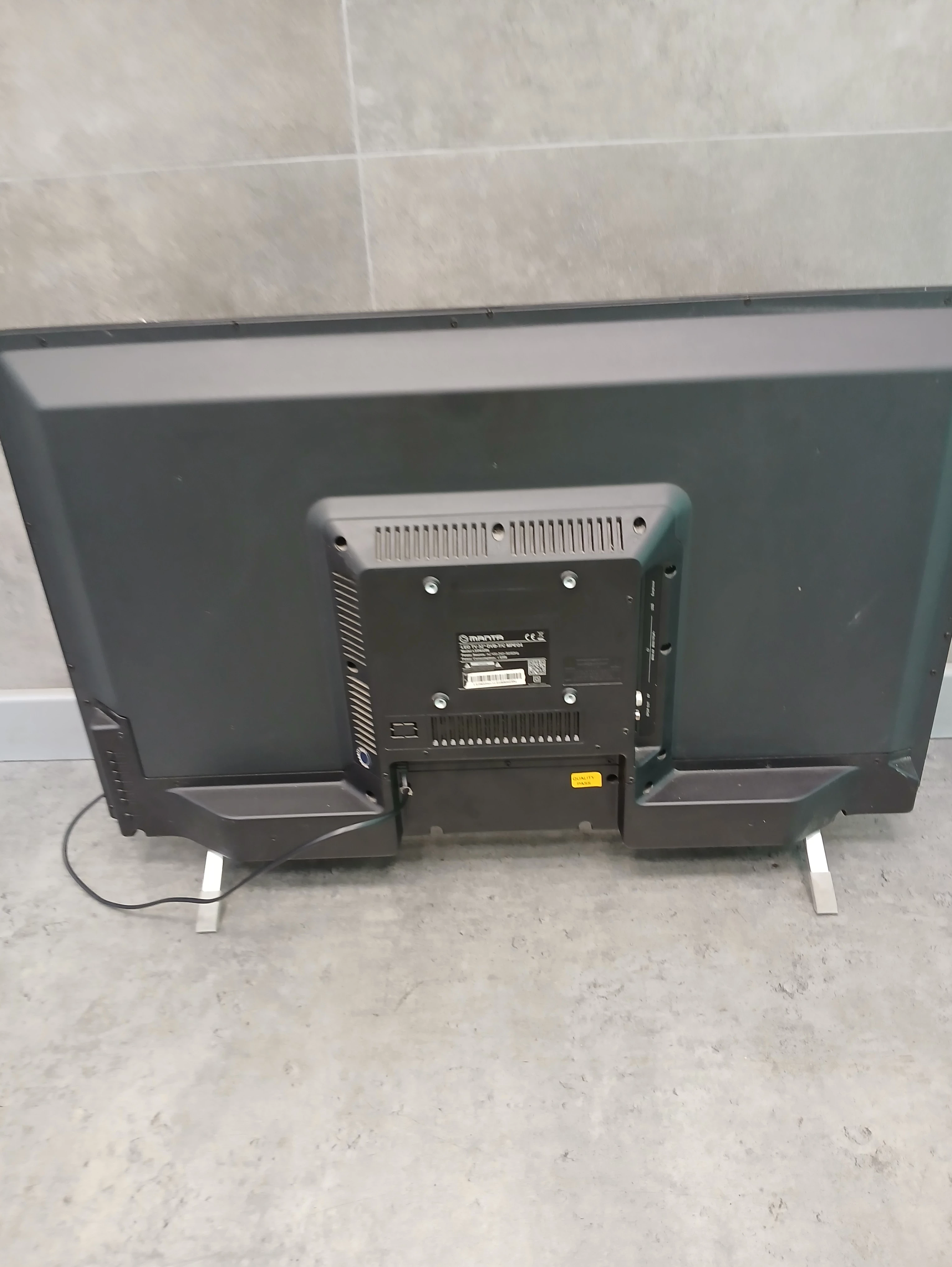 telewizor-manta-led-93206-32-klasa-efektywnosci-energetycznej-a