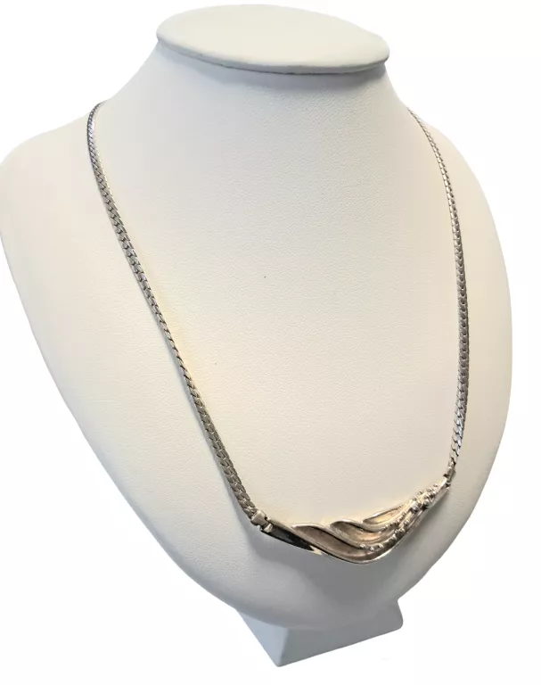 srebrny-lancuszek-z-zawieszka-1603gr-925pr-stan-11323-2