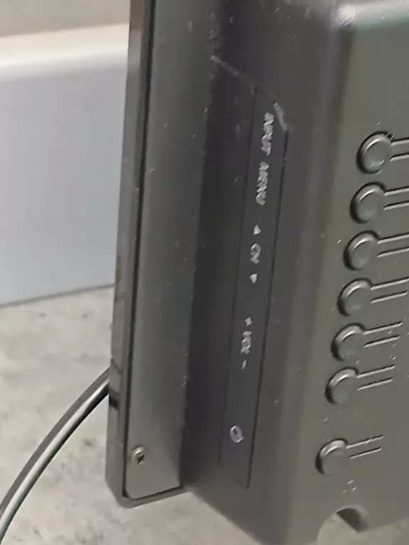 telewizor-manta-led-93206-32-marka-manta