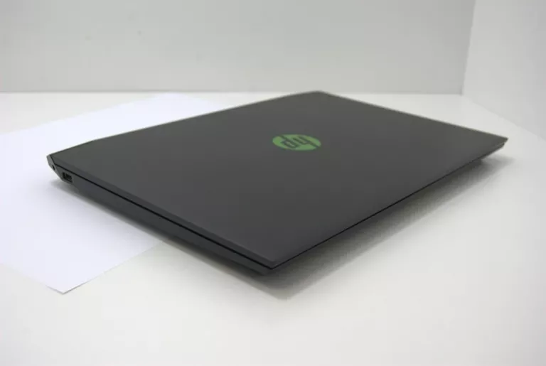 HP PAVILION GAMING R5-3550H/8GB/512 GTX1650 144HZ