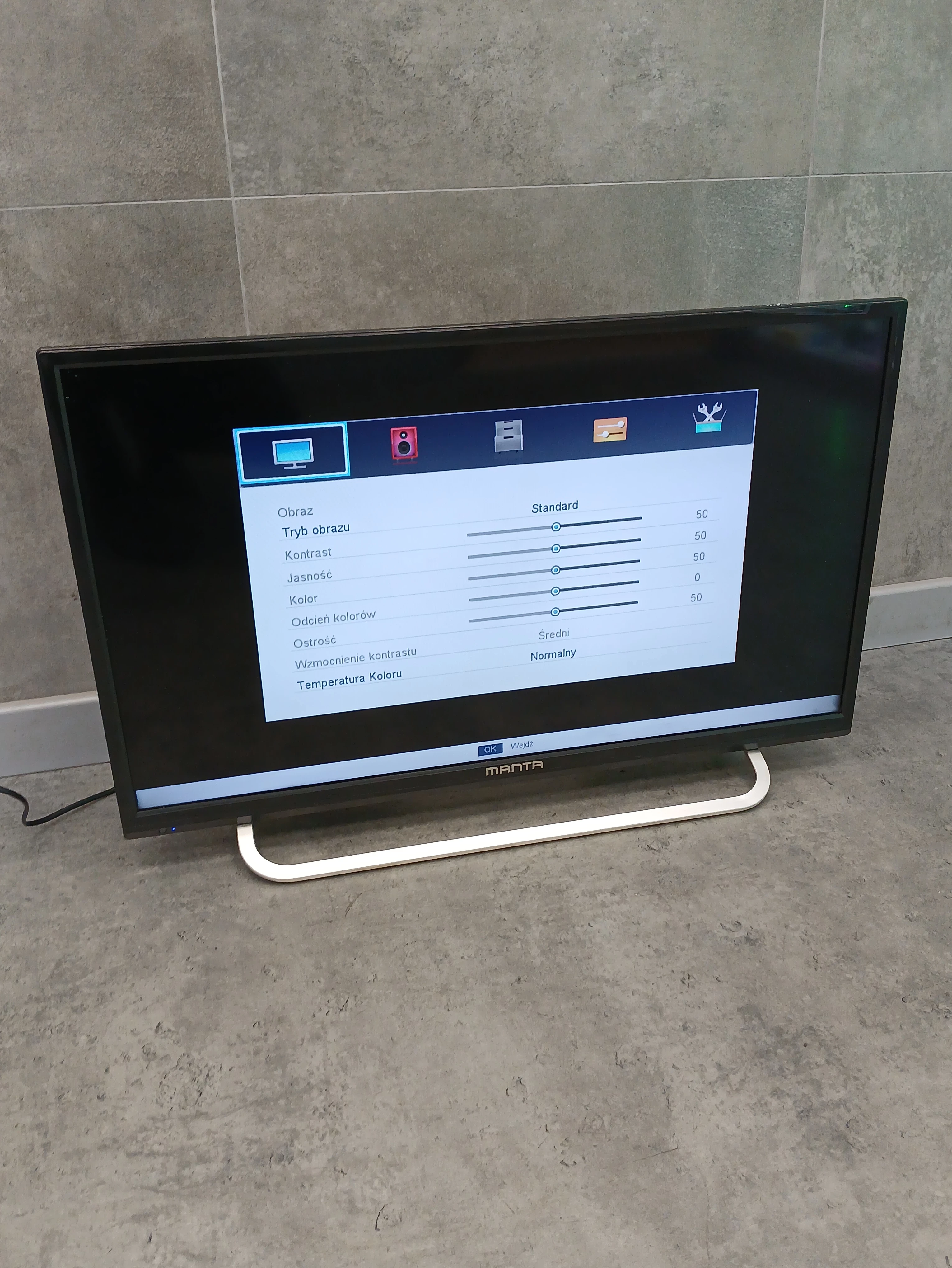 telewizor-manta-led-93206-32-format-hd-hd-ready