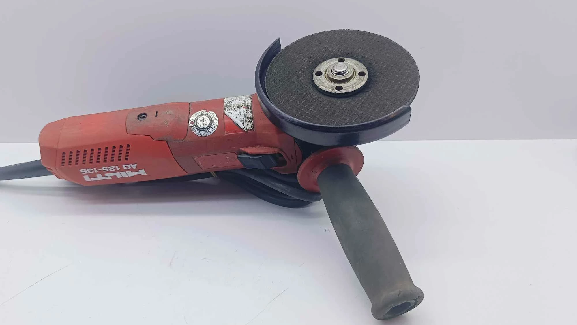 szliferka-katowa-hilti-ag-125-13s-kod-producenta-ag-125-13s