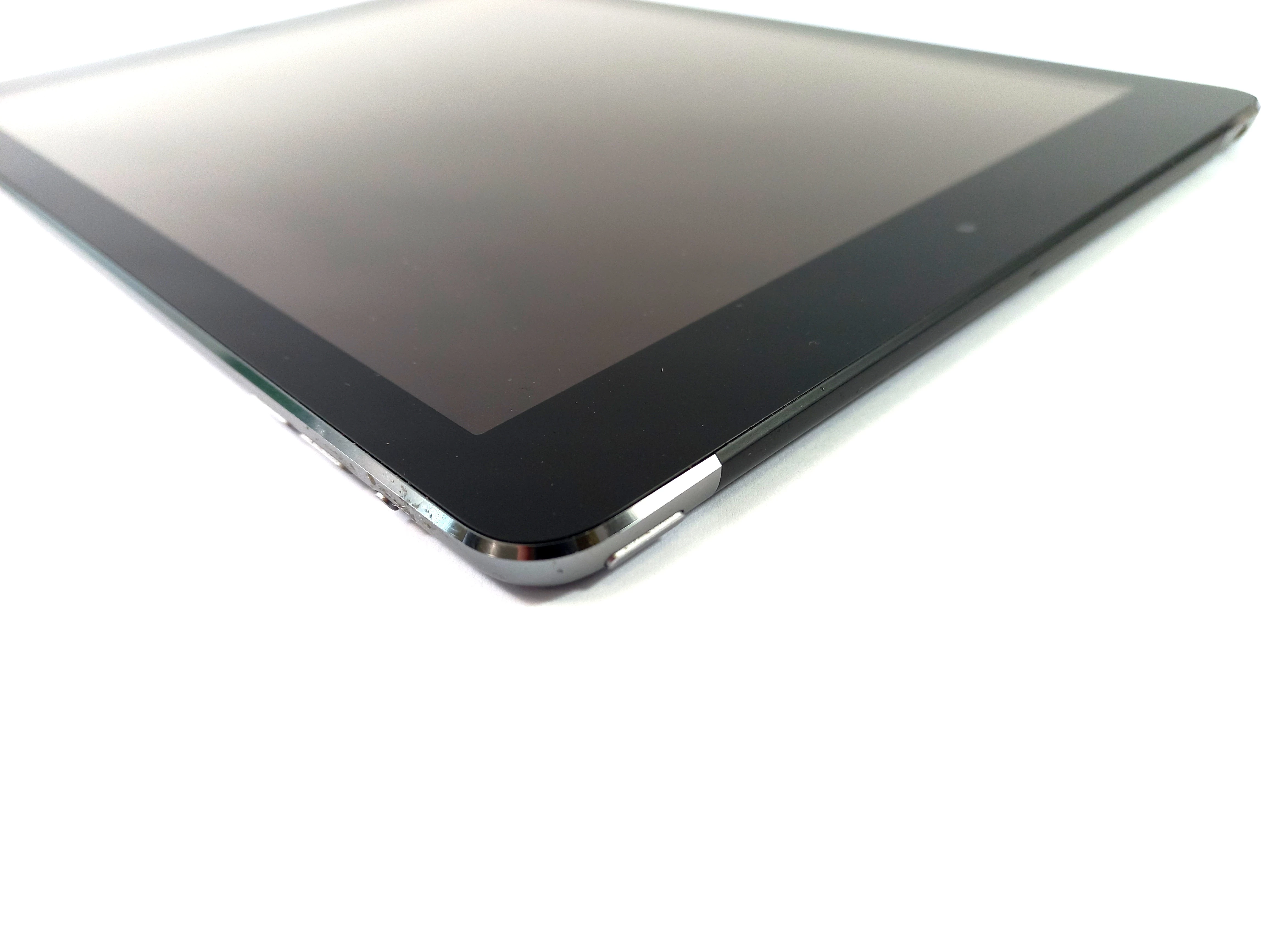 tablet-apple-ipad-air-97-1-gb-16-gb-cellular-ean-gtin-0888996325556