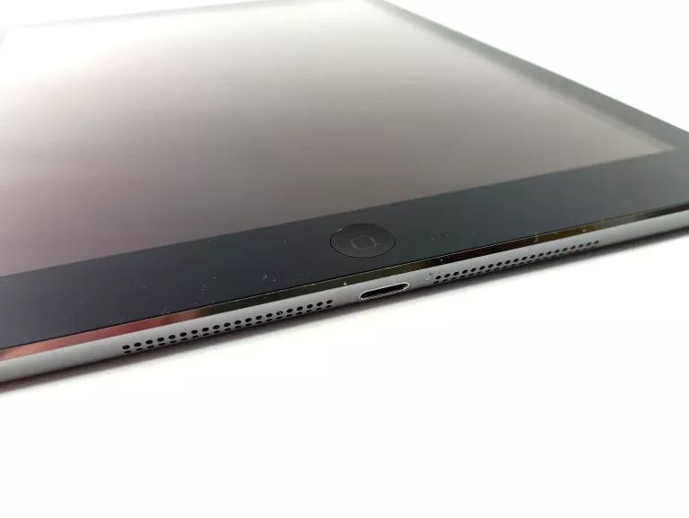 tablet-apple-ipad-air-97-1-gb-16-gb-cellular-kolor-srebrny