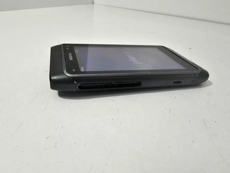 TELEFON NOKIA N8