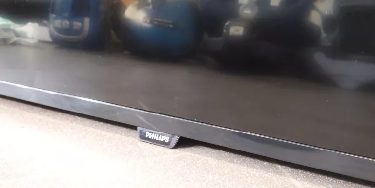 TELEWIZOR LED PHILIPS 32PHH4101/88 32" HD READY CZARNY