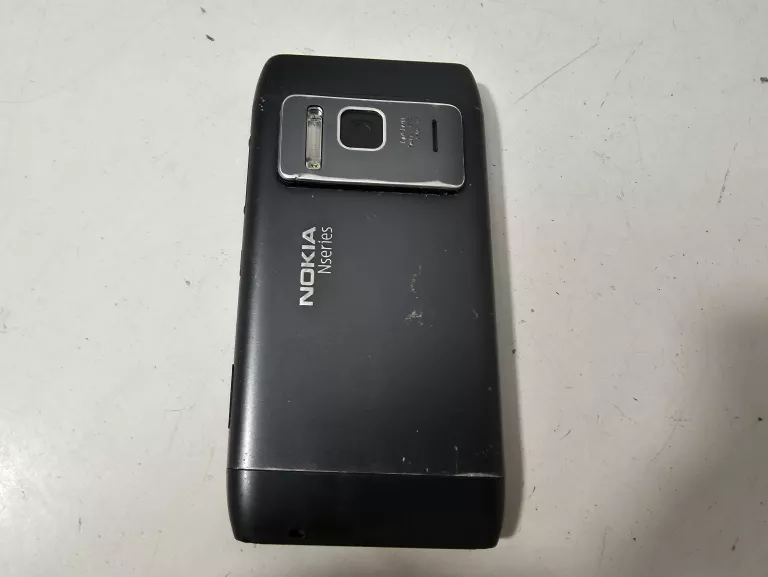TELEFON NOKIA N8