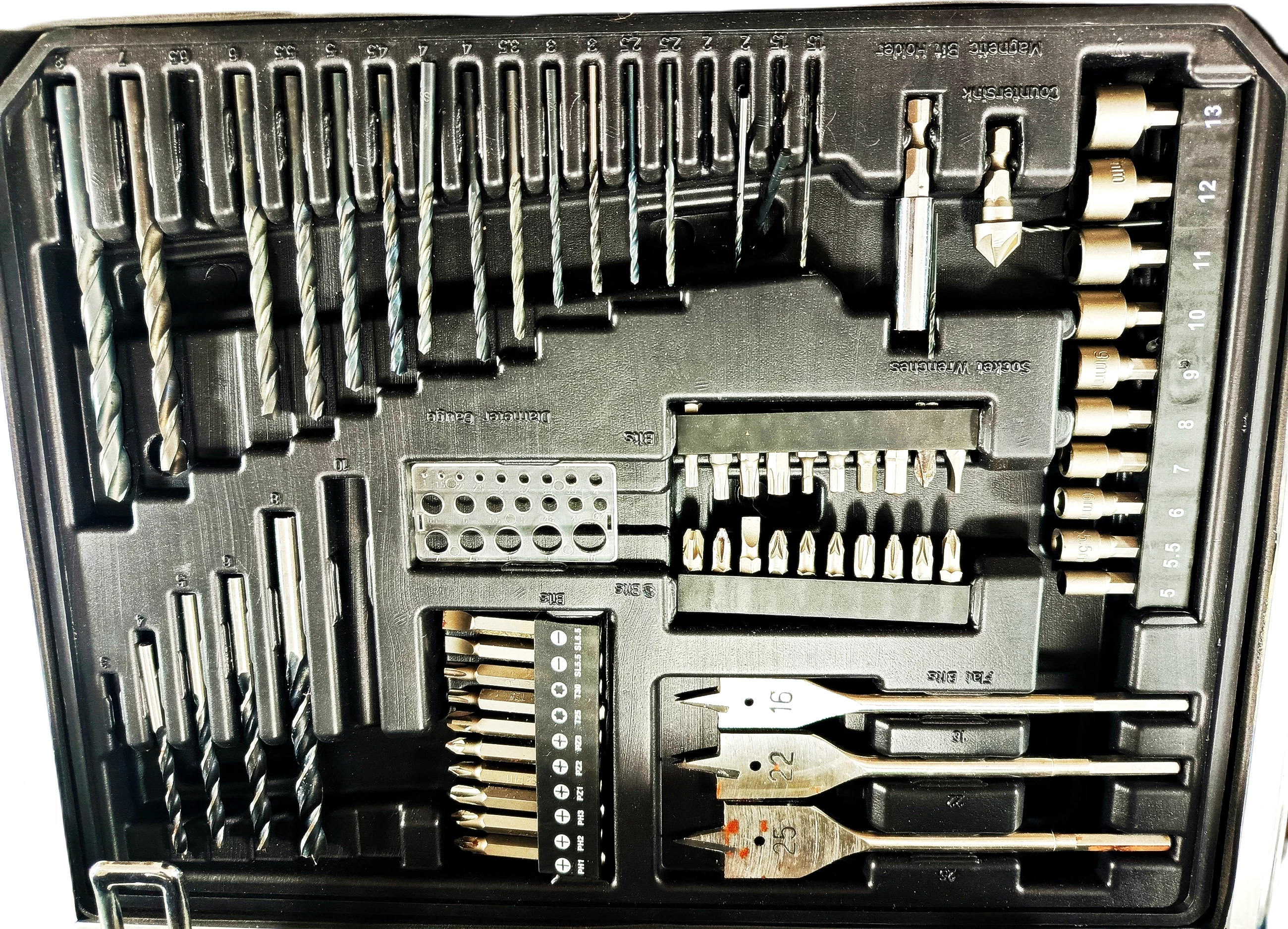 wkretarka-makita-df347d-2ak-lad-akcesoria-walizka-stan-bdb-pojemnosc-akumulatora-15