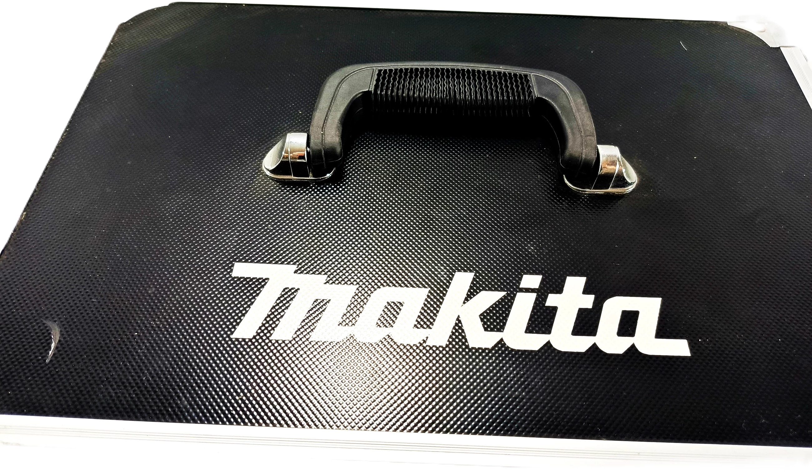 wkretarka-makita-df347d-2ak-lad-akcesoria-walizka-stan-bdb-napiecie-v-144-v