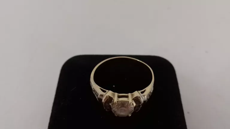 uzywany-pierscionek-z-cyrkonia-proba-585-marka-248811-958954