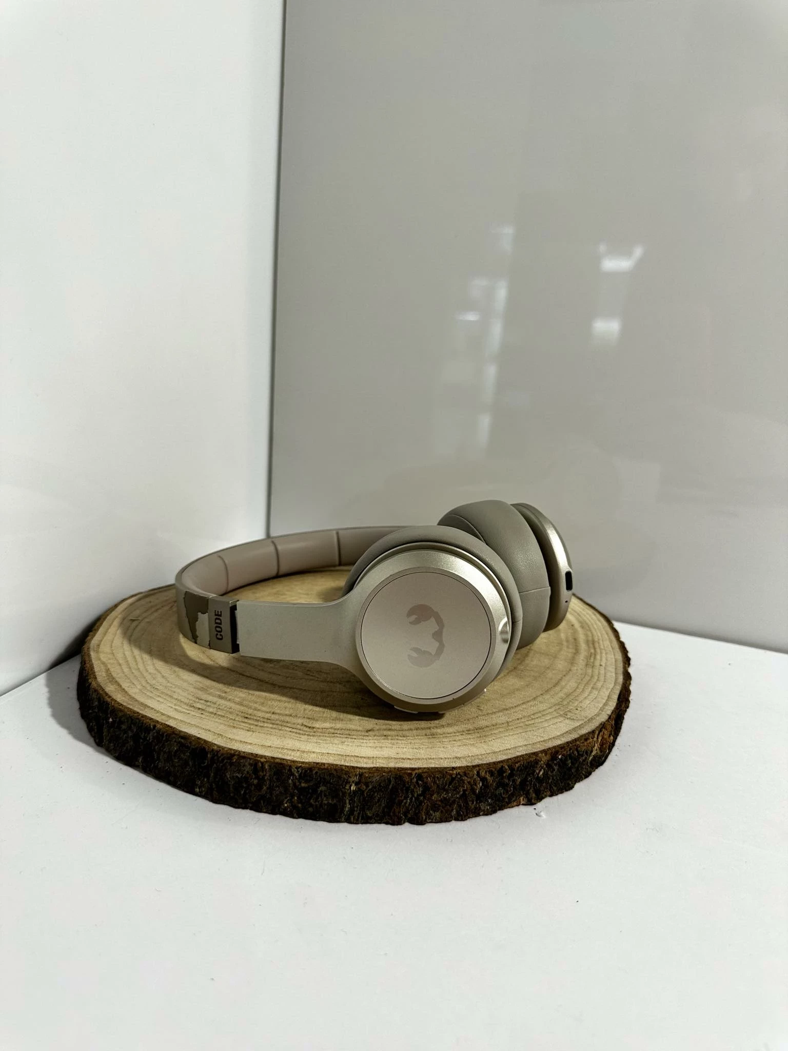 sluchawki-bezprzewodowe-fresh-n-rebel-code-anc-swidnicka-3-swiebodzice