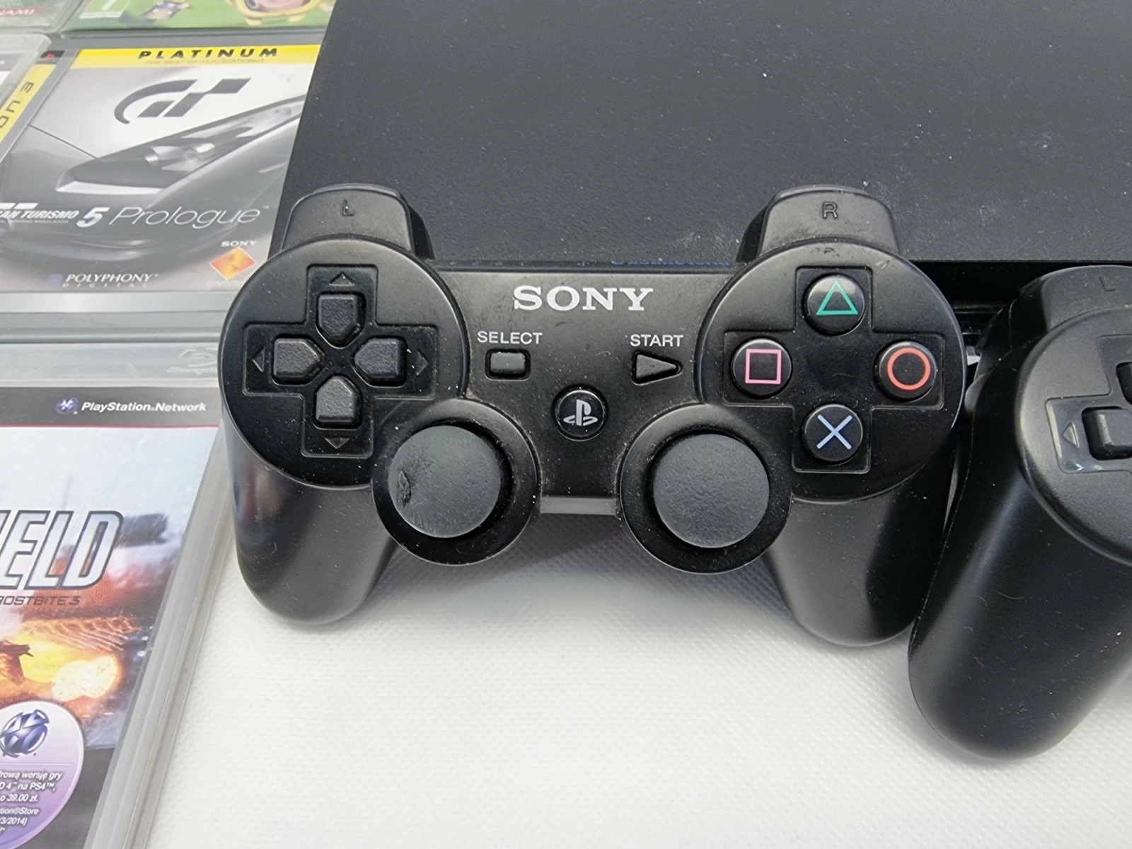 konsola-ps3-320gb-dwa-pady-gry-ean-gtin-0660974561954