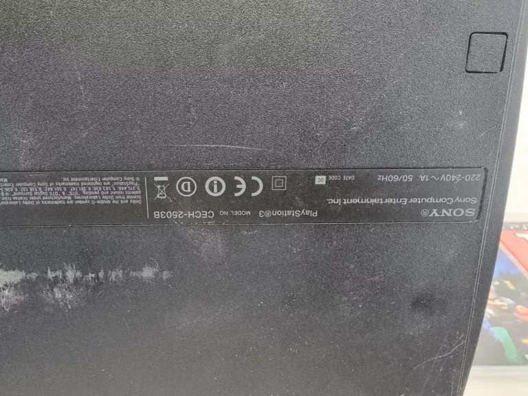 konsola-ps3-320gb-dwa-pady-gry-wersja-konsoli-classic