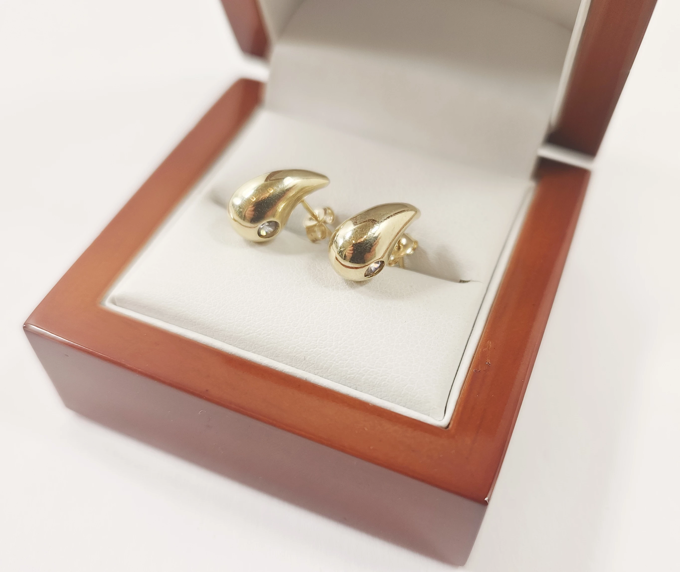 zlote-kolczyki-krople-z-kamieniem-585-g230-wojciechowskiego-39-warszawa