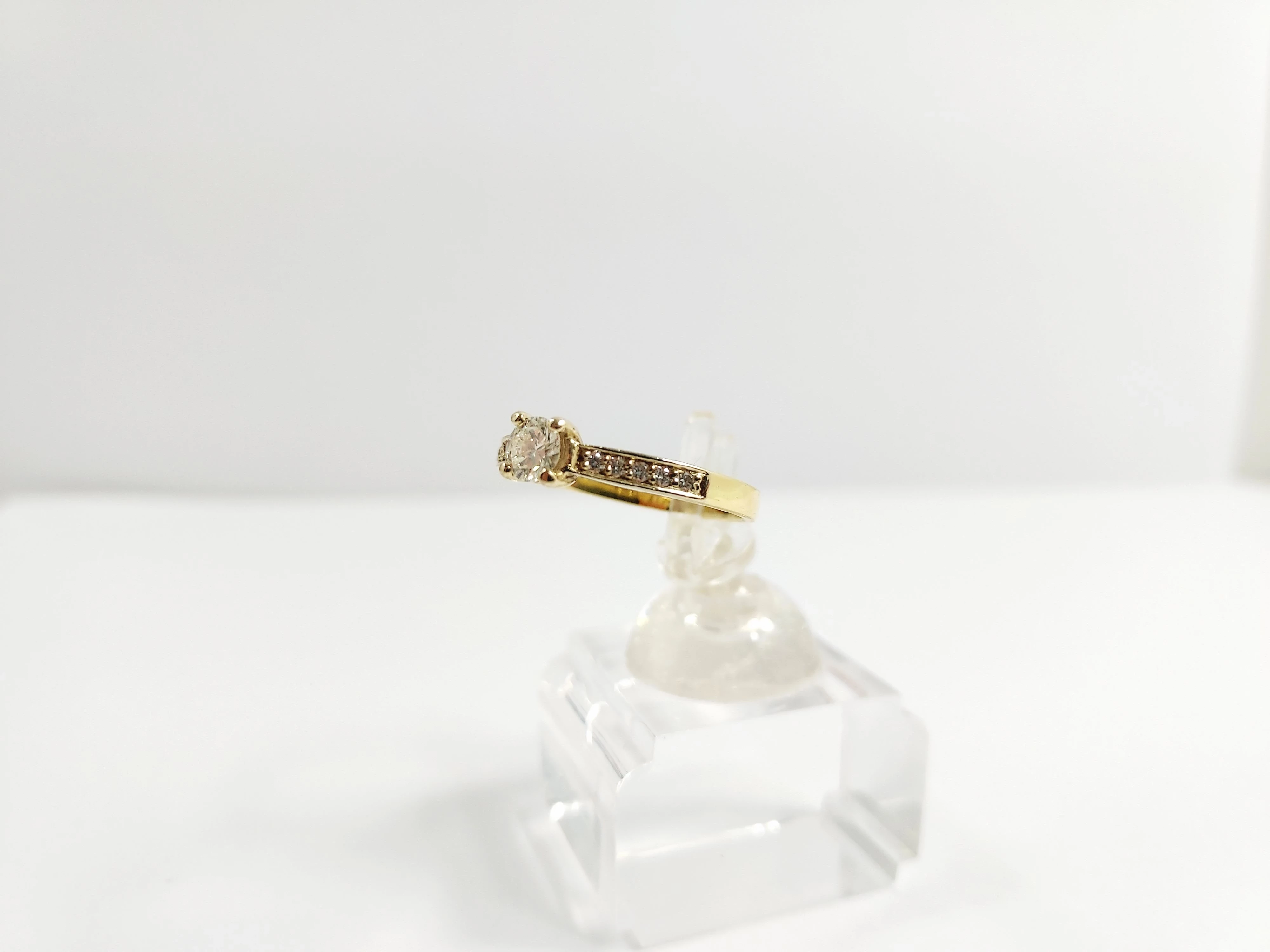 zloty-pierscionek-diamenty-brylanty-043ct-248g-585-rozmiar-17-certyfikat-material-15835-2