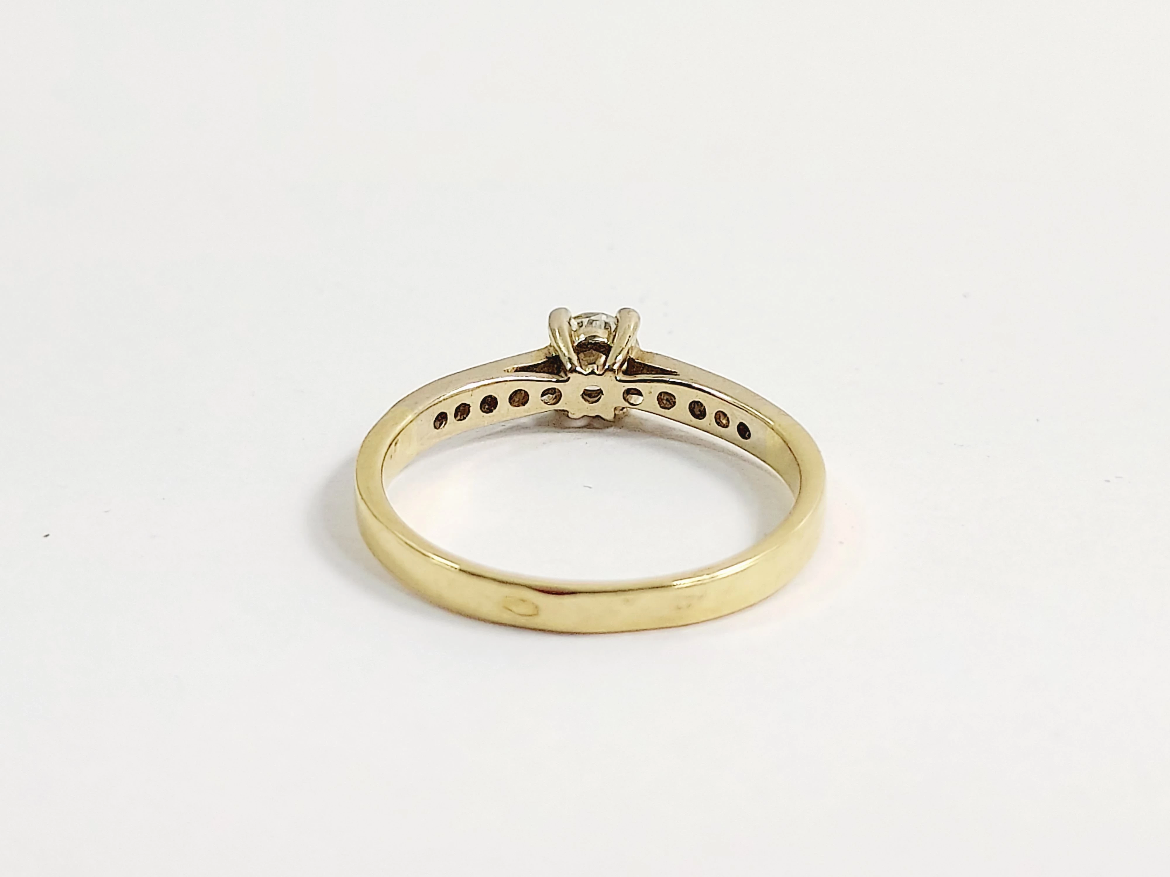 zloty-pierscionek-diamenty-brylanty-043ct-248g-585-rozmiar-17-certyfikat-kolor-dominujacy-205826-225106