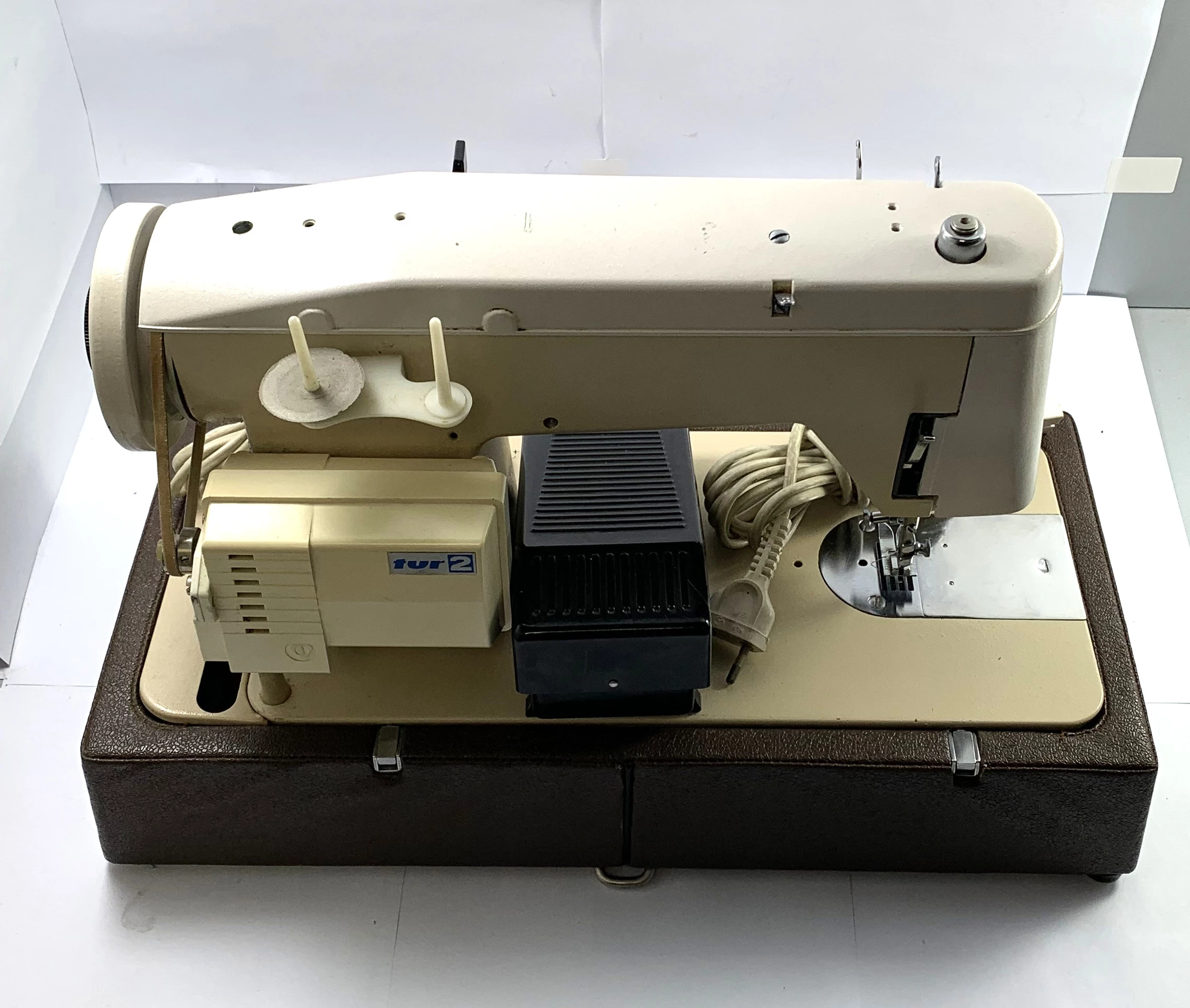 maszyna-do-szycia-lucznik-predom-433-stan-11323-2