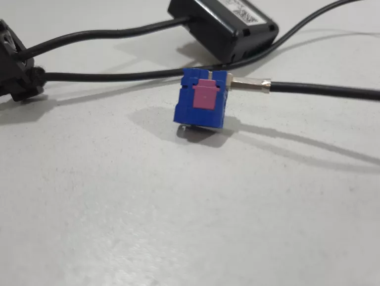 wzmacniacz-antenowy-antena-smart-fortwo-451-a451-stan-11323-2