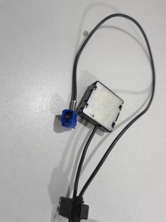 wzmacniacz-antenowy-antena-smart-fortwo-451-a451-typ-samochodu-129591-1