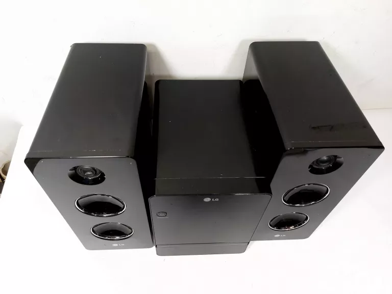 WIEŻA LG FA162 @USZKODZONY CD-ROM