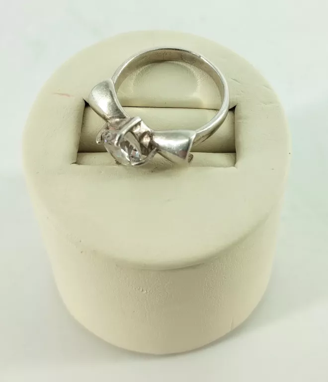 piekny-srebrny-pierscionek-proby-925-rozmiar-11-rodzaj-wyrob-jubilerski