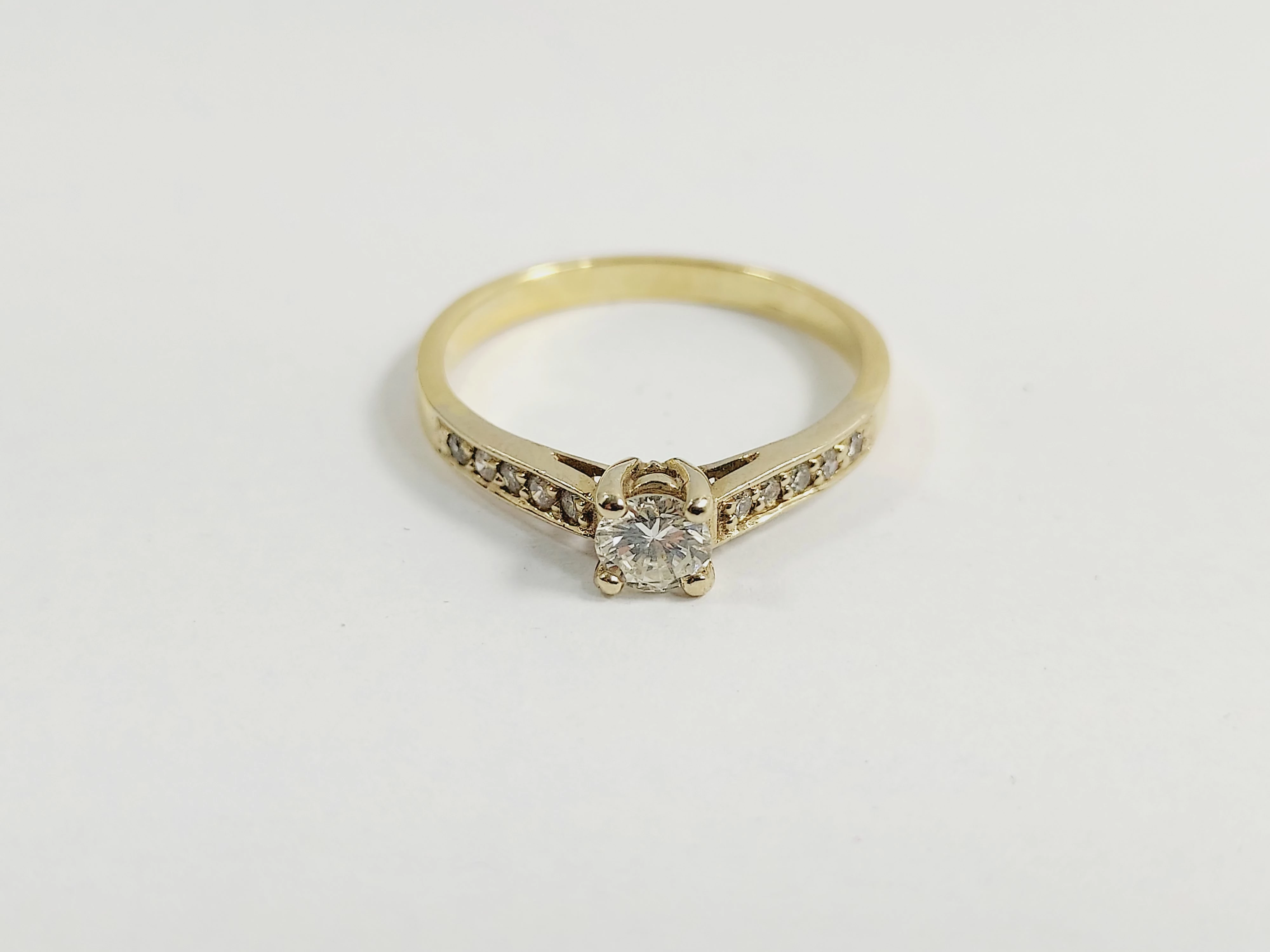 zloty-pierscionek-diamenty-brylanty-043ct-248g-585-rozmiar-17-certyfikat-waga-120