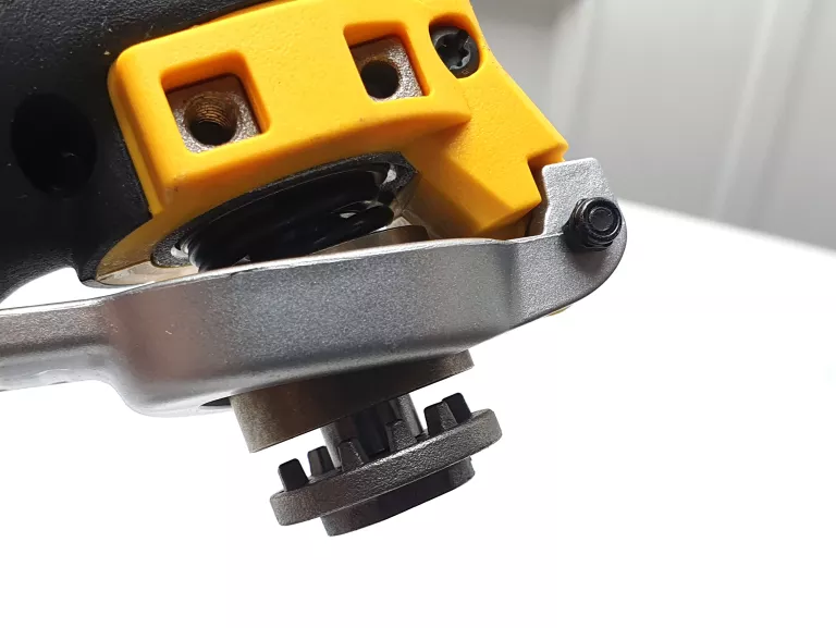 DEWALT NARZĘDZIE WIELOFUNKCYJNE DCS355N