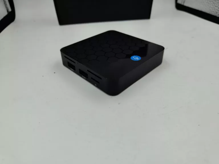 ANDROID TV BOX TT TV BOX S88 W PUDEŁKU OPIS