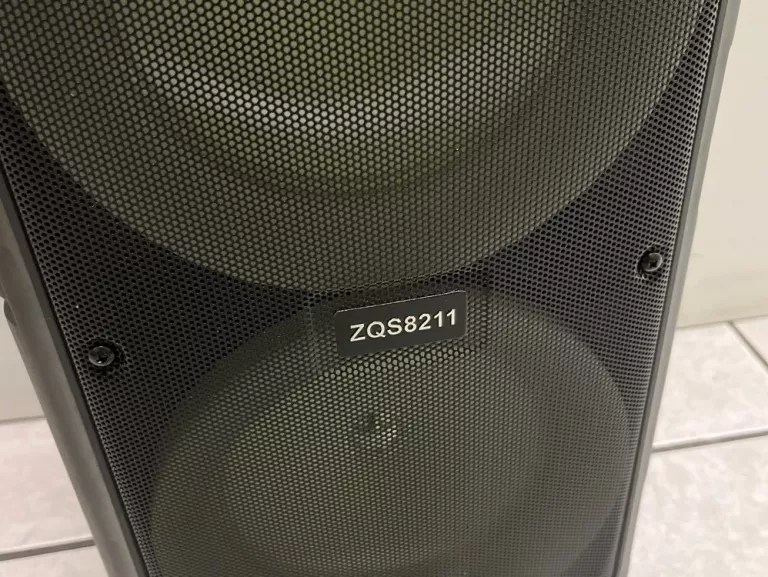 ZQS8211 AKUMULATOROWY GŁOŚNIK WALIZKA