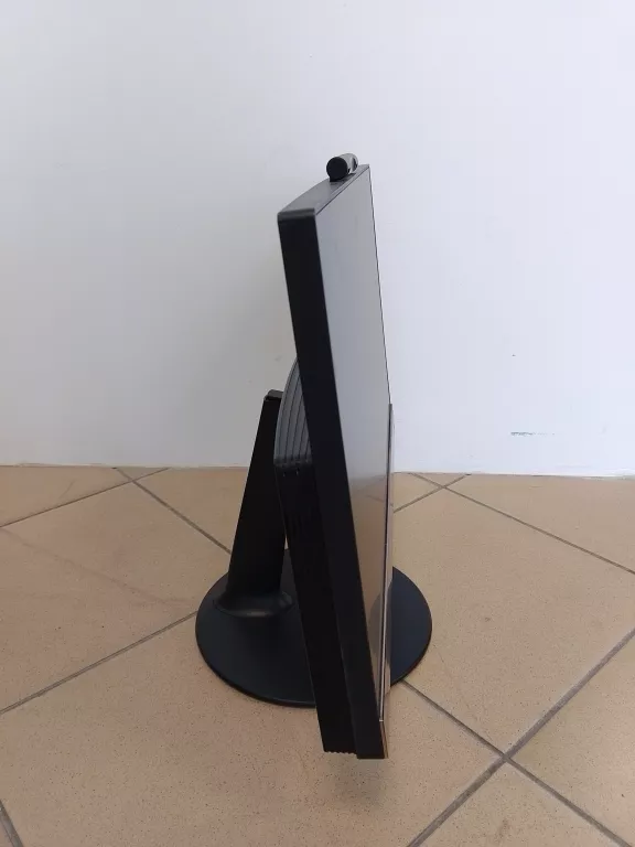 LENOVO ALL IN ONE V410Z + KLAWIATURA
